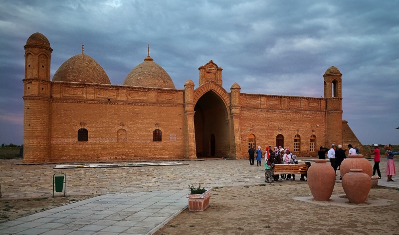 Die Grabmoschee für Aristan Bab