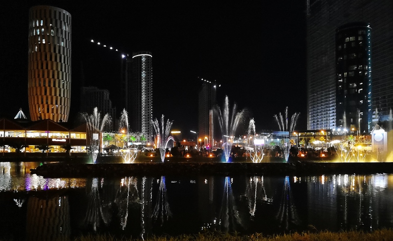 Batumi bei Nacht