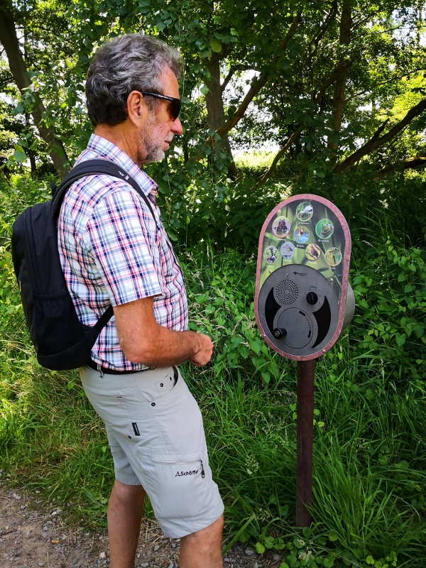 Auf dem Naturlehrpfad am Schloss Lenzen