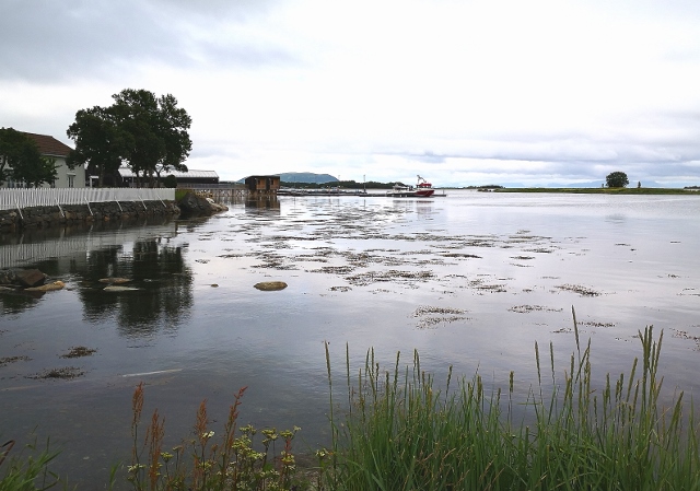 Im Hafen von Risoyhamn